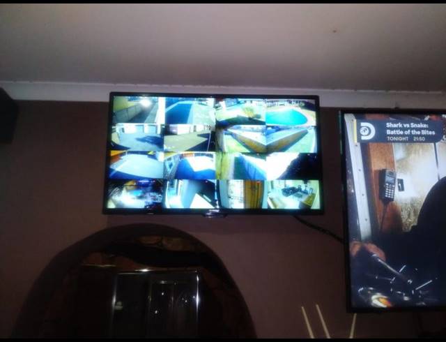 4 BEDROOM HOUSE FOR SALE IN SHARON PARK